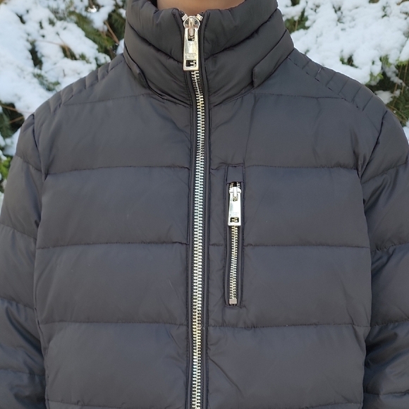 Michael Kors Large Black Puffer Coat with Gold Zippers - Picture 7 of 11